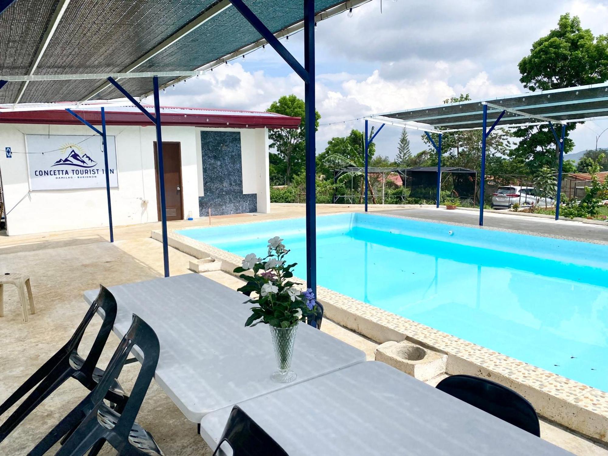 Manolo Fortich Concetta Tourist Inn מראה חיצוני תמונה